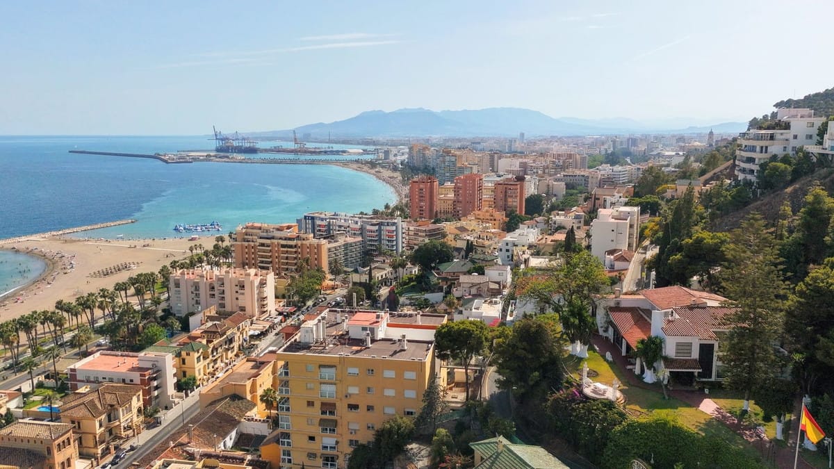 Vrijstaande villa met 10 slaapkamers in Málaga Centrum in Málaga Centro - foto 3