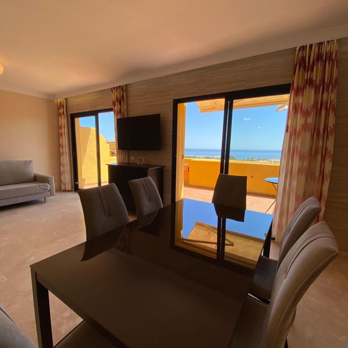 Appartement met 4 slaapkamers in Estepona in Estepona - foto 17