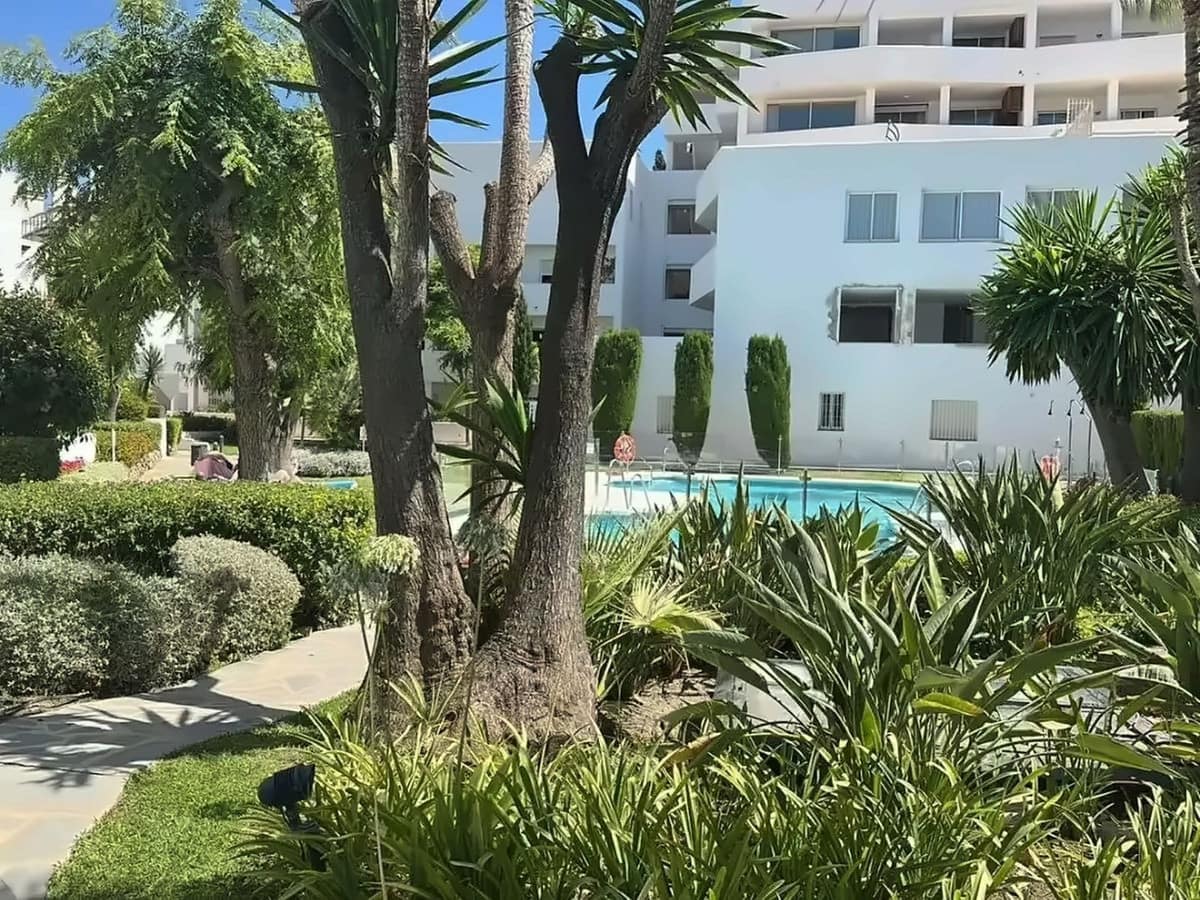 2-slaapkamer appartement in Nueva Andalucía – renovatiekans in Jardines de Andalucía in Nueva Andalucía - foto 4
