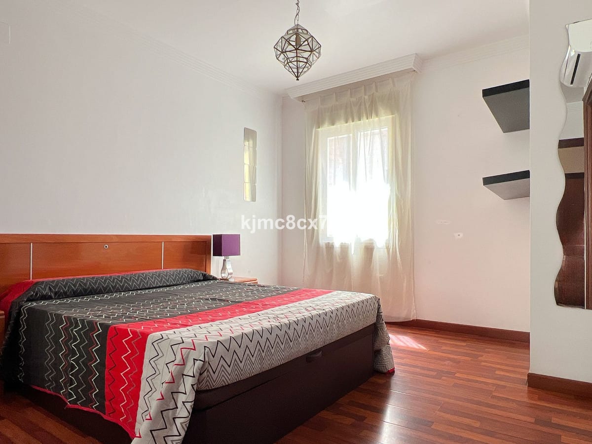 Een slaapkamer appartement nabij Málaga historisch centrum - foto 9