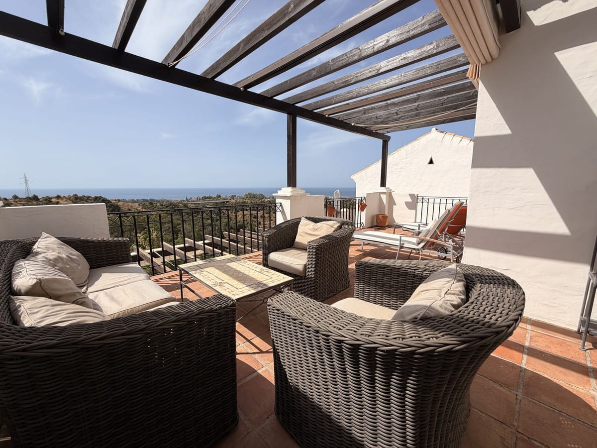Duplex penthouse met 2 slaapkamers in Altos de los Monteros, Marbella in Los Monteros - foto 13