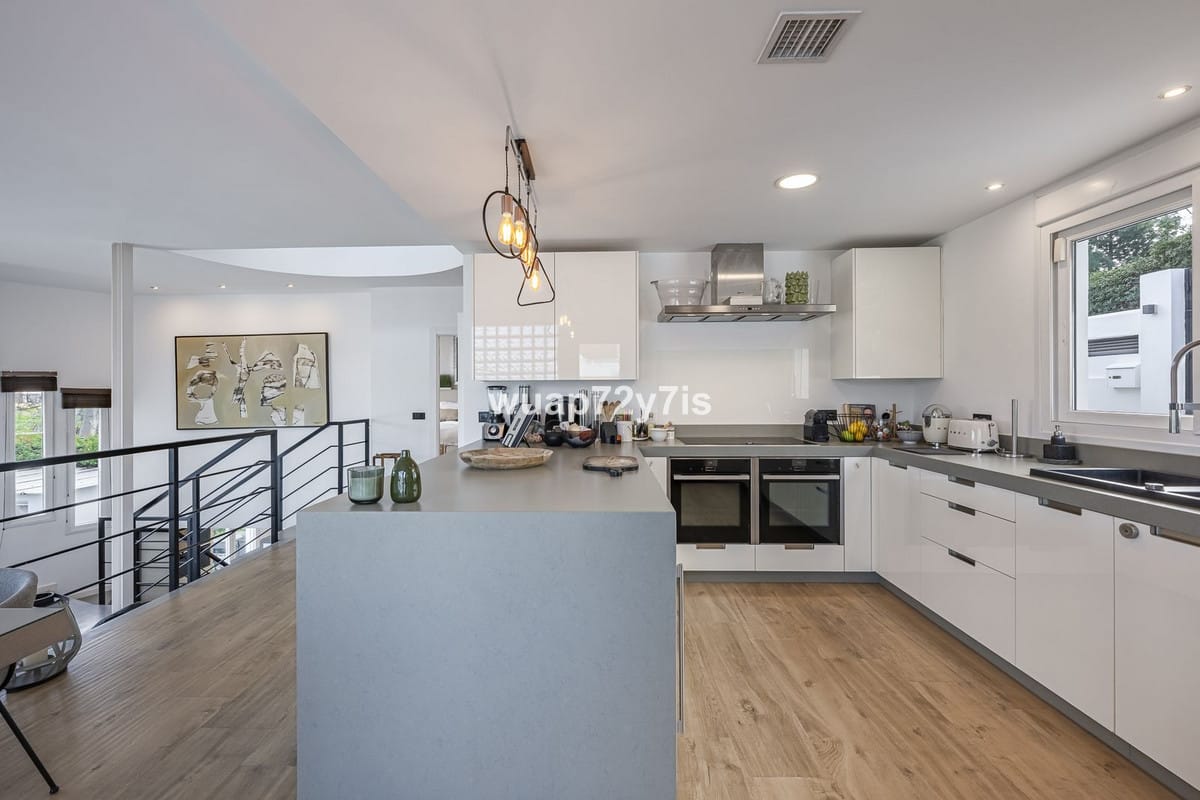 4-slaapkamer villa met privézwembad in San Pedro de Alcántara in San Pedro de Alcántara - foto 16