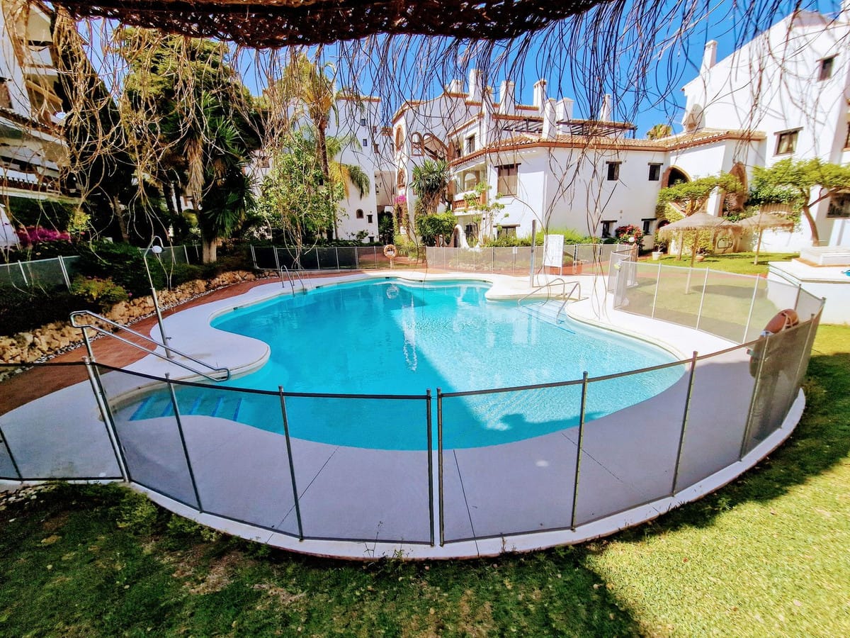 2 bedroom Apartment in Calahonda in Calahonda - foto 14