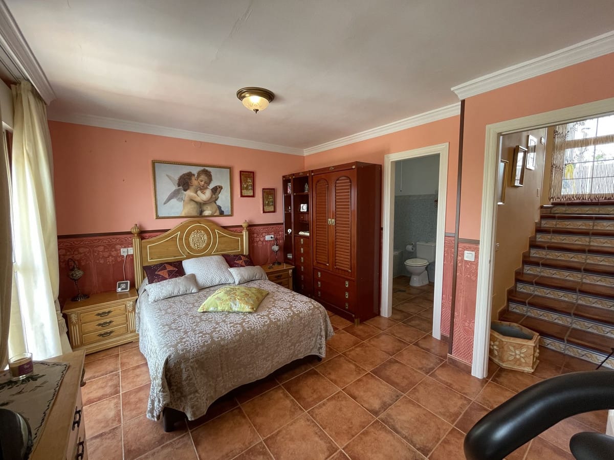 Rijtjeshuis in mediterrane stijl met adembenemend zeezicht in Altos de Los Monteros in Altos de los Monteros - foto 11