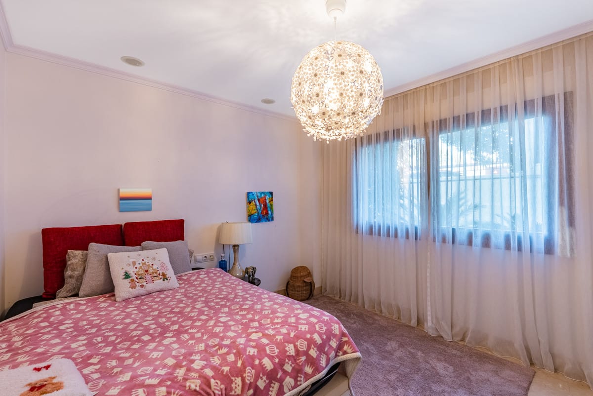 2-slaapkamer appartement in Marbella Golden Mile, Lomas del Rey in The Golden Mile - foto 18