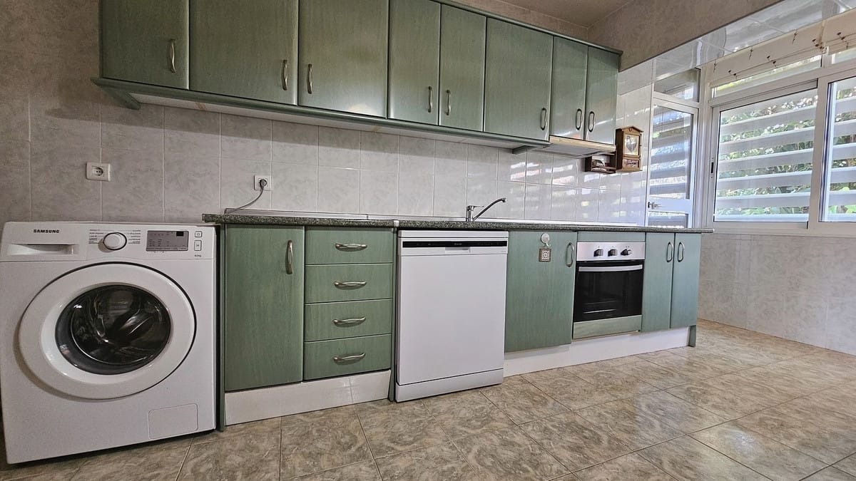 3 bedroom Apartment in La Carihuela in La Carihuela - foto 4
