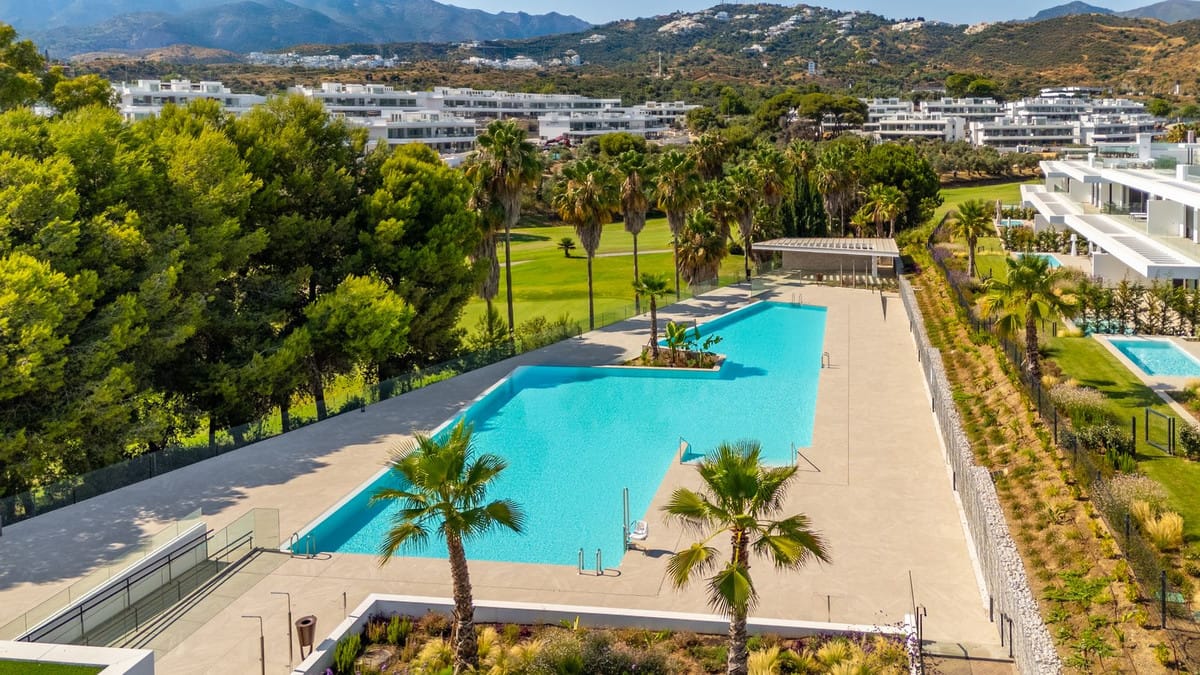 Spectaculair 2-slaapkamer penthouse met privézwembad en panoramisch uitzicht in Marbella in Marbella - foto 13