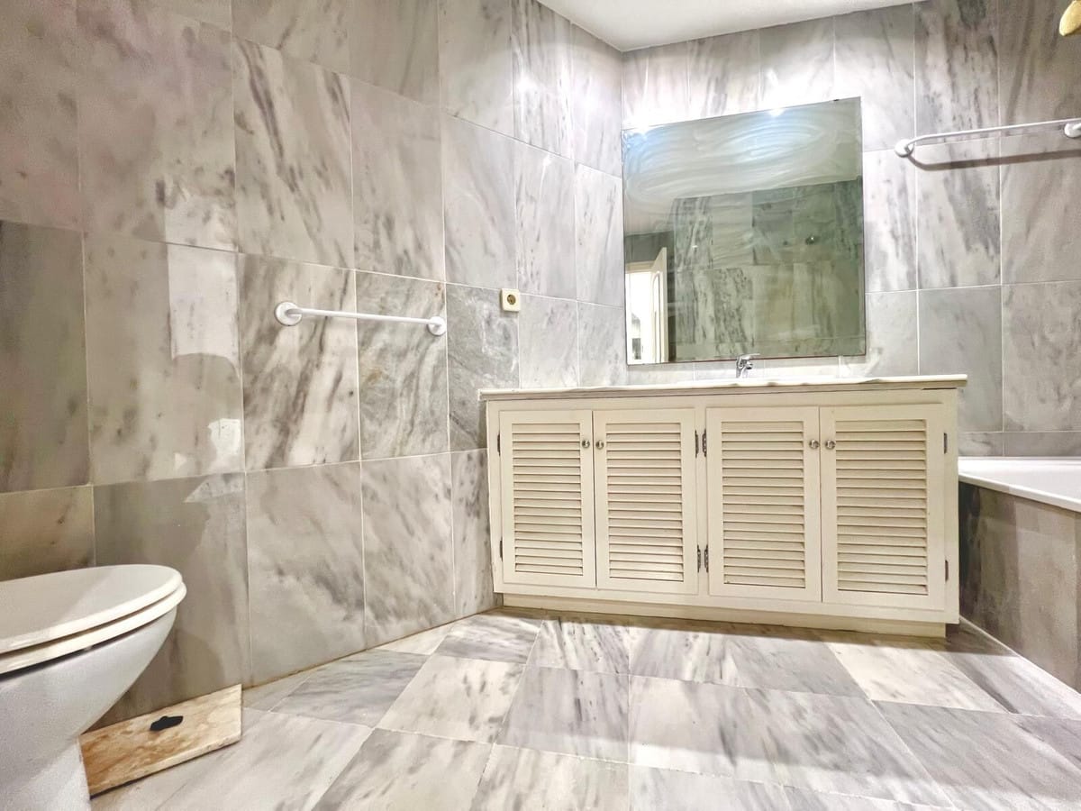 Drie-slaapkamerappartement in Marbella in Marbella - foto 14