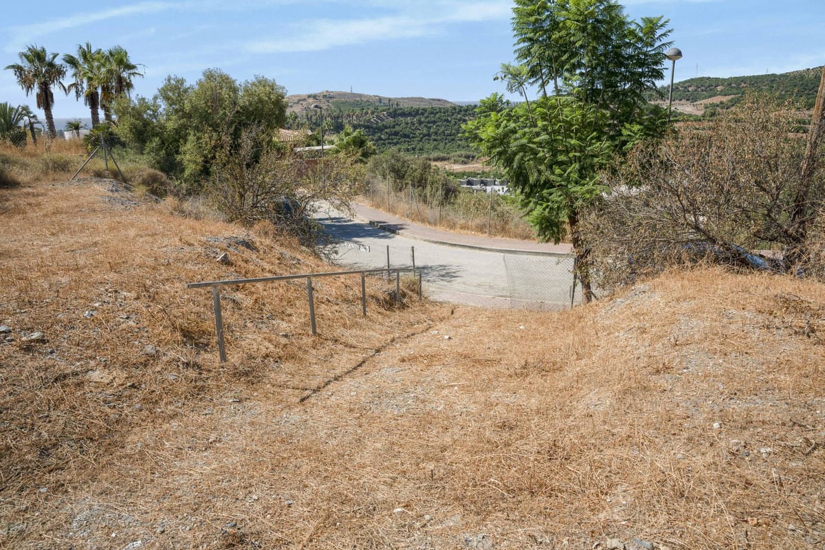 Perceel te koop in Almayate met zee- en bergzicht – 800 m², nabij Torre del Mar in Almayate - foto 12