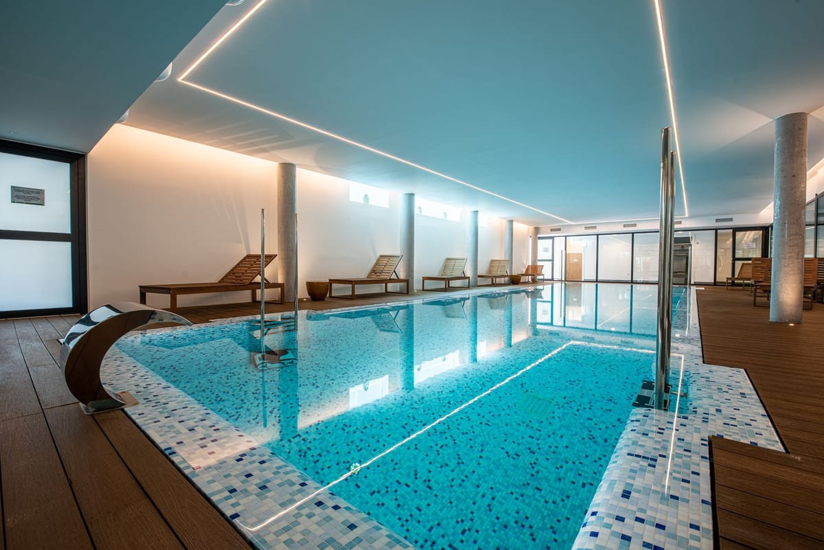 Luxueus 2-slaapkamer appartement aan het strand in Estepona in Estepona - foto 13