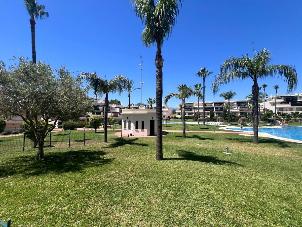 2 bedroom Apartment in Puerto Banús in Puerto Banús - foto 2