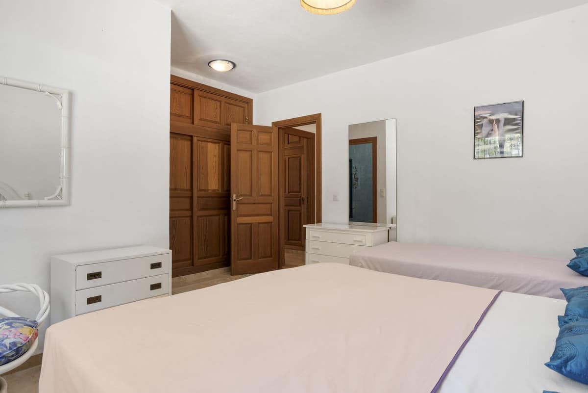 Villa met 4 slaapkamers in Las Chapas in Las Chapas - foto 11