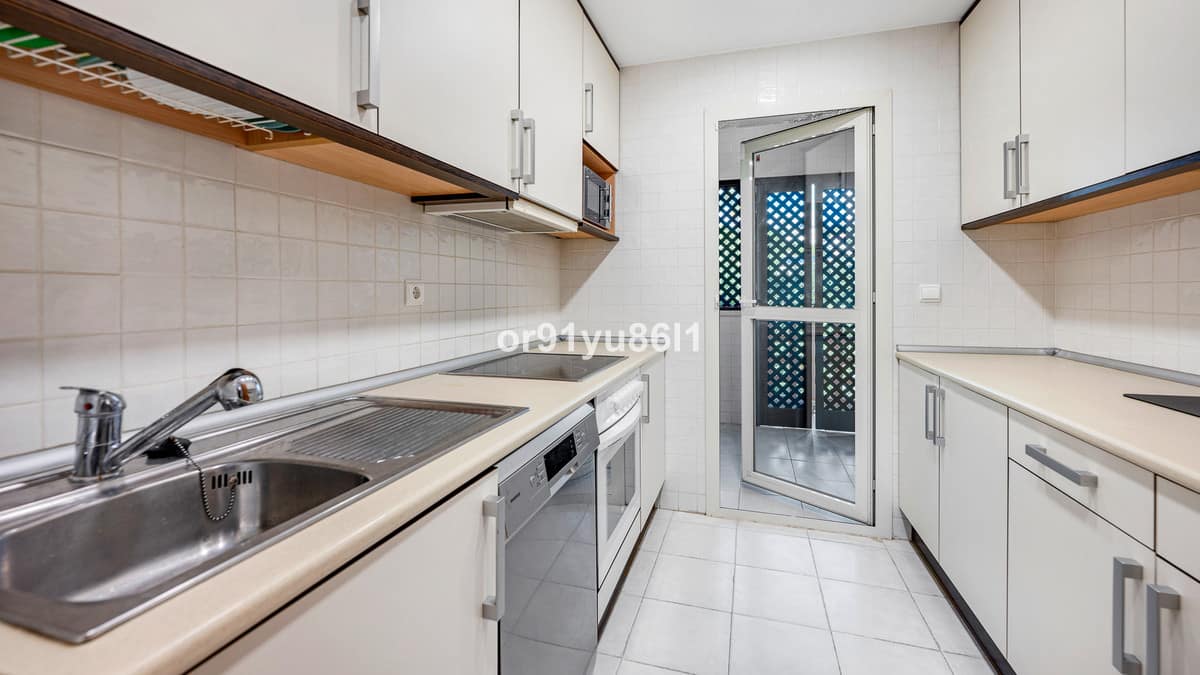 Drie-slaapkamer duplex-penthouse in Marbesa in Marbesa - foto 5