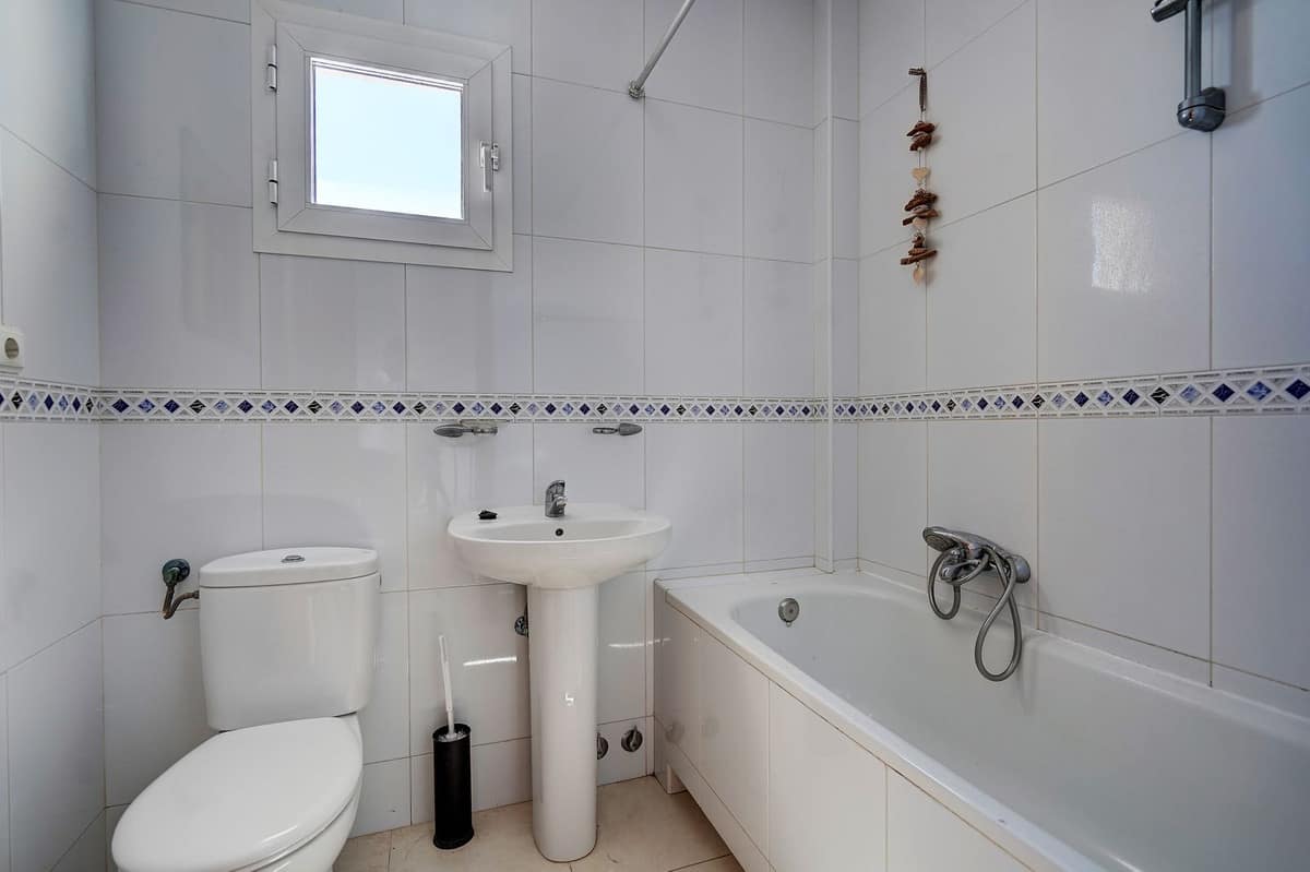 4-slaapkamer villa in Torreblanca met zeezicht en zwembad in Torreblanca - foto 18