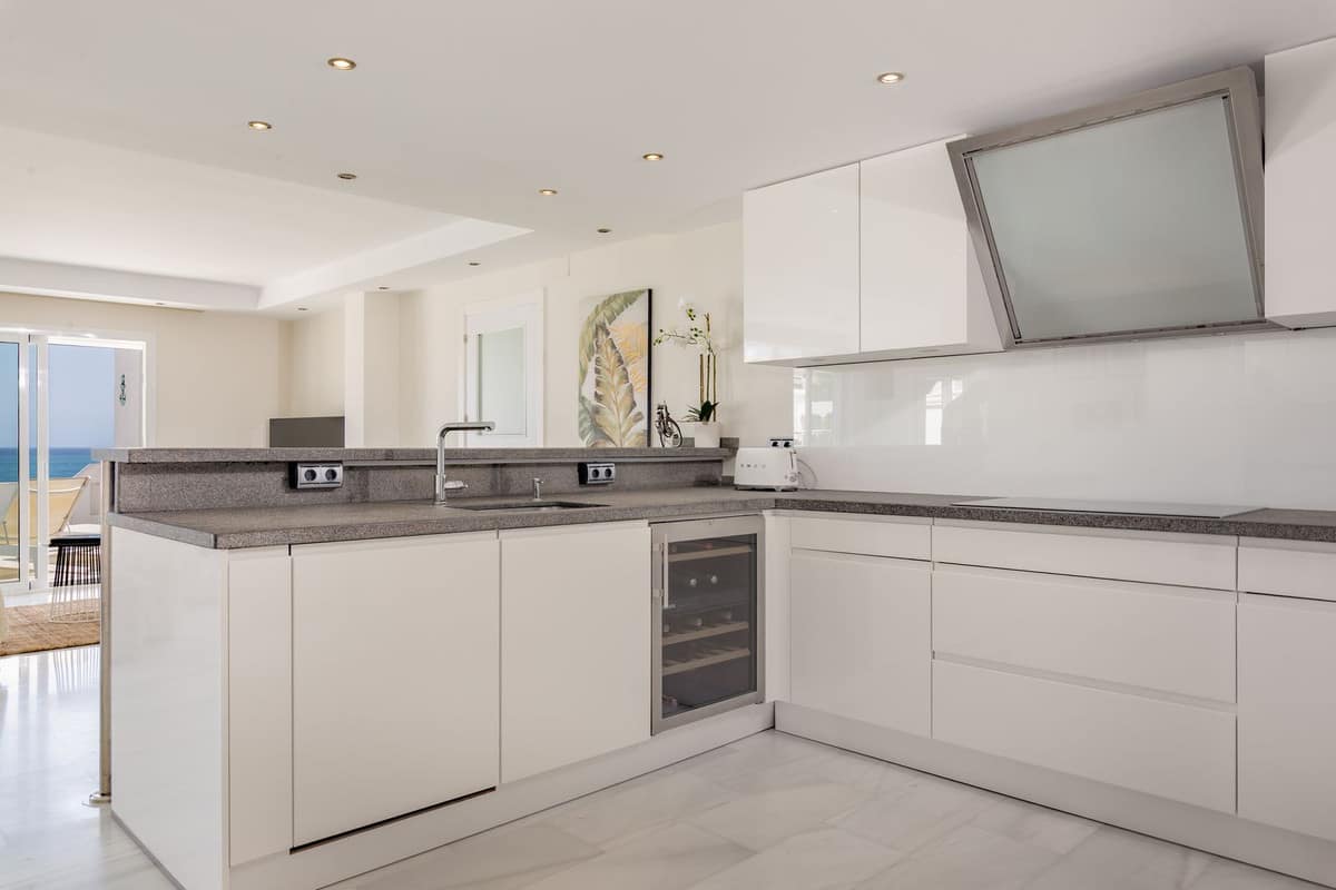 3 bedroom Apartment in Estepona in Estepona - foto 4