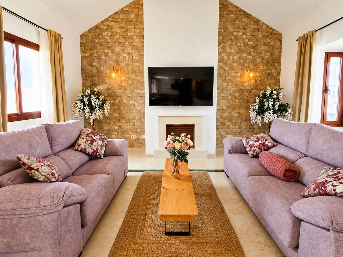 Elegant gerenoveerde rijwoning met panoramisch zeezicht in Doña Julia, Casares Playa in Casares Playa - foto 5