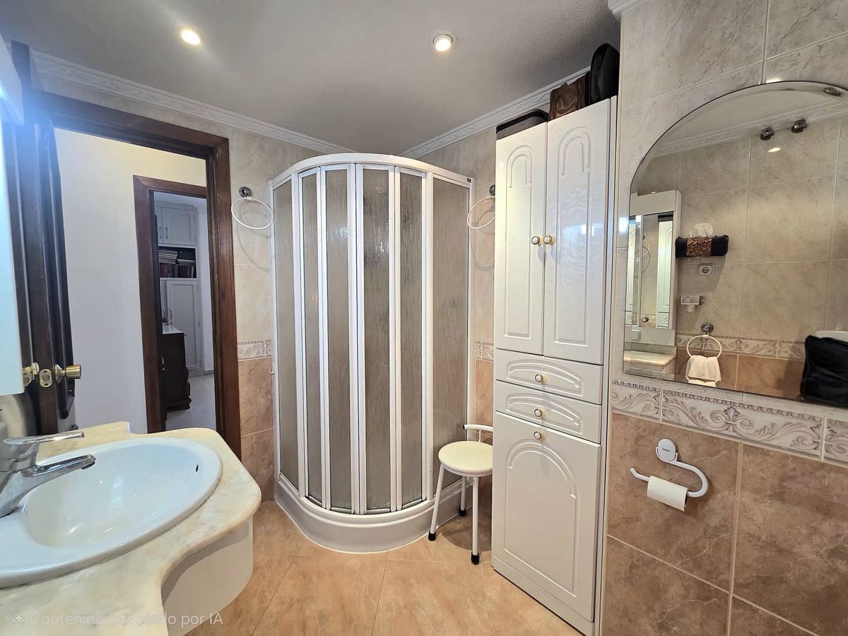 Drie-slaapkamerappartement in Torremolinos Centro in Torremolinos Centro - foto 16