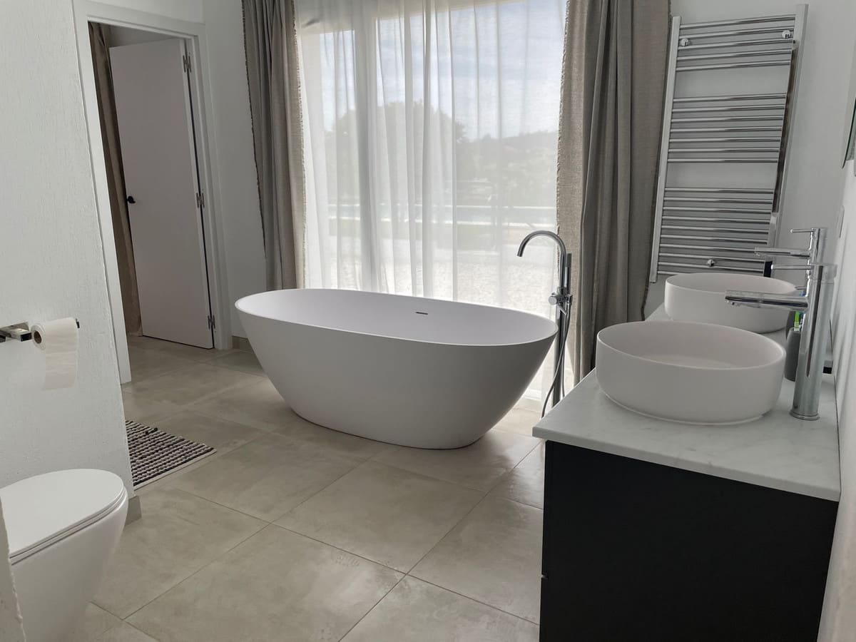 Finca met 3 slaapkamers in Estepona, zee- en bergzicht in Estepona - foto 12