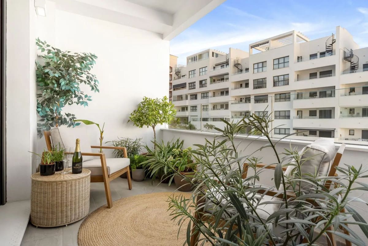 2-slaapkamer appartement in Estepona – terras en zwembadzicht in Estepona - foto 19