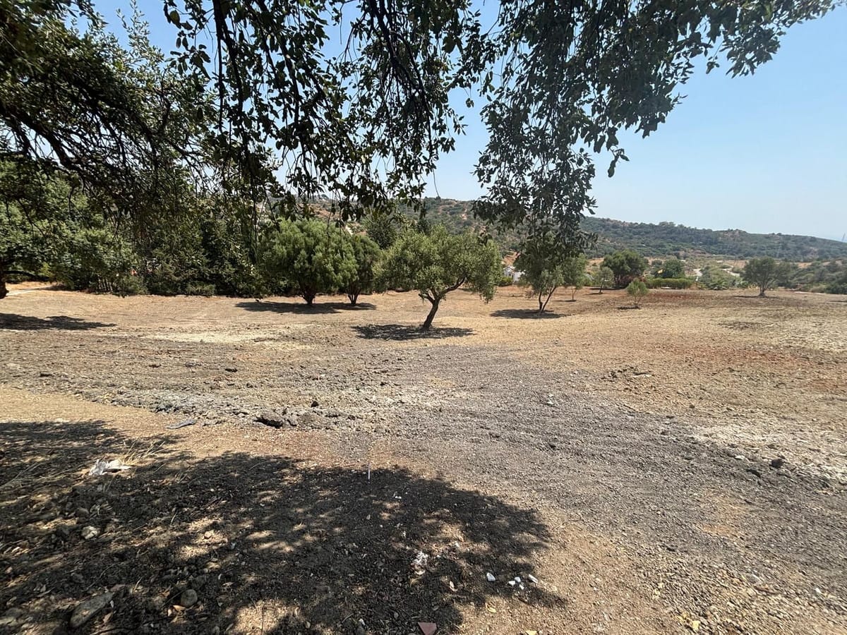 Kavel in Estepona — 8.900 m² met bouwvergunning in Estepona - foto 6