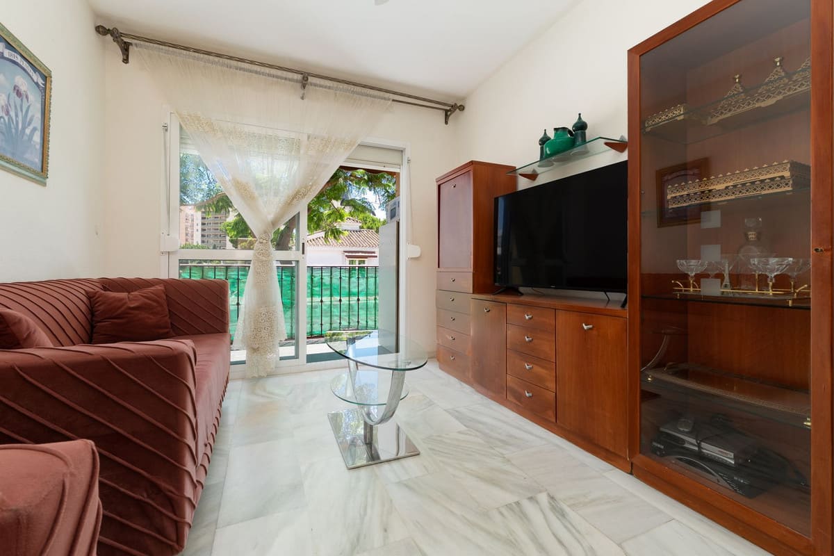 2 bedroom Apartment in Fuengirola in Fuengirola - foto 2