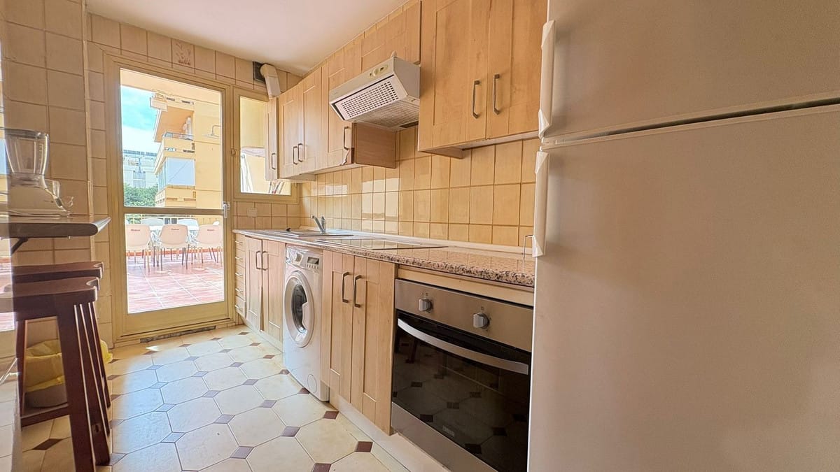 Twee-slaapkamerappartement in Marbella in Marbella - foto 10