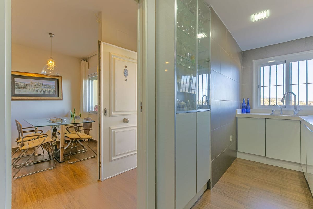 Drie slaapkamers stadswoning in La Cala in La Cala - foto 9