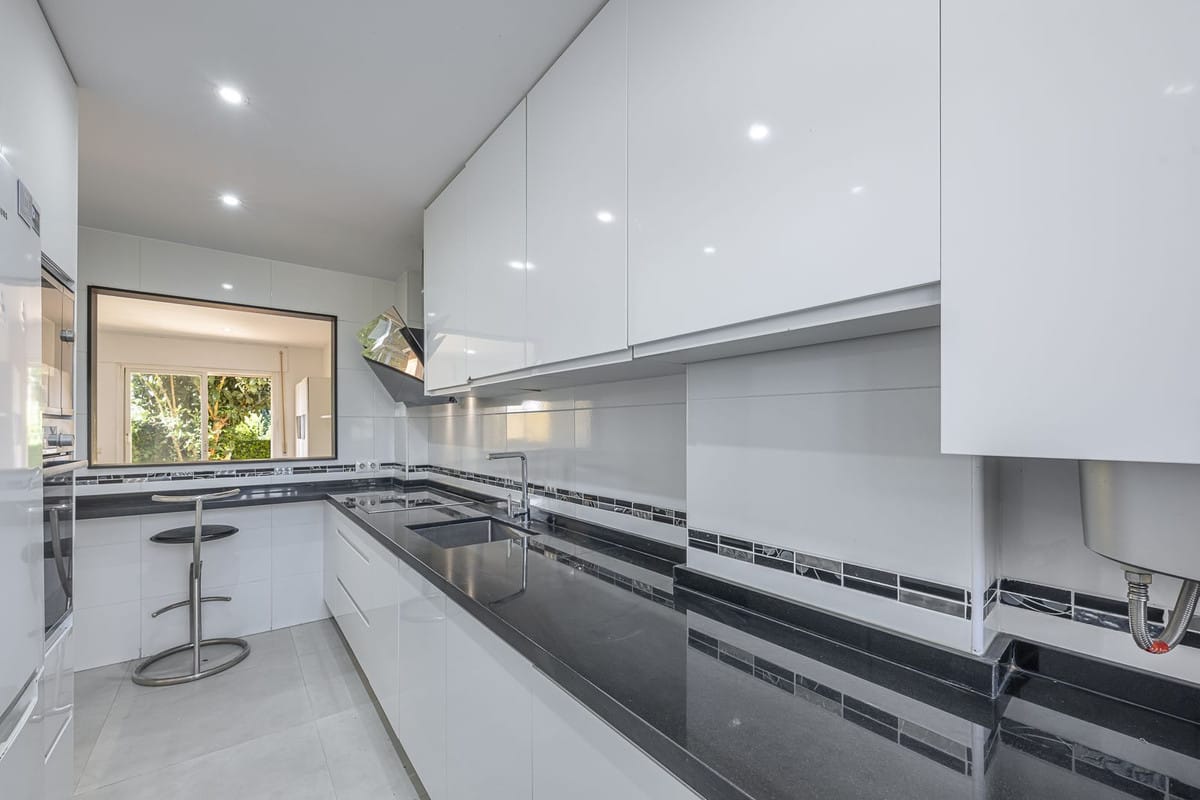 Drie-slaapkamerwoning in Estepona in Estepona - foto 18