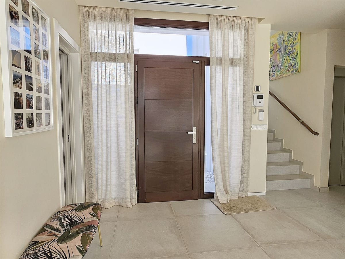 Vijf-slaapkamer villa in Riviera del Sol in Riviera del Sol - foto 4