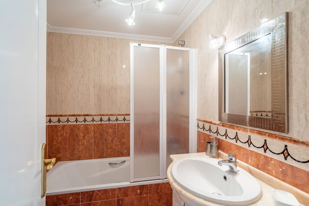 Drie-slaapkamer duplex in Mijas Costa in Mijas Costa - foto 19