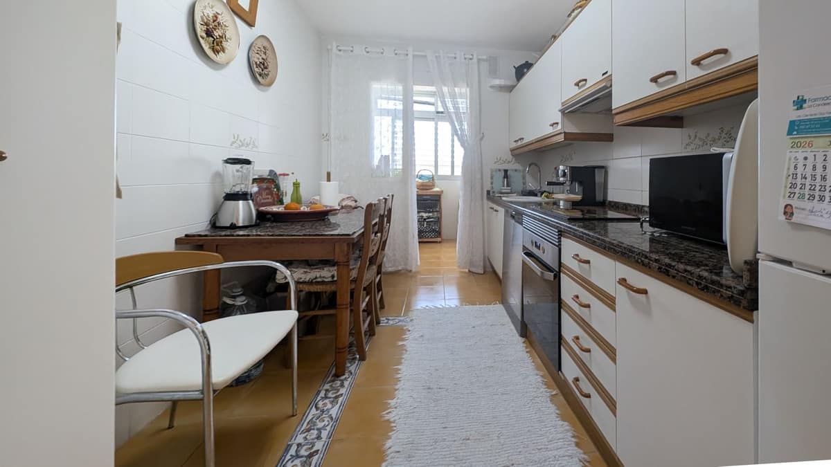 4-slaapkamer appartement in Fuengirola met zwembad en op steenworp afstand van zee in Fuengirola - foto 5