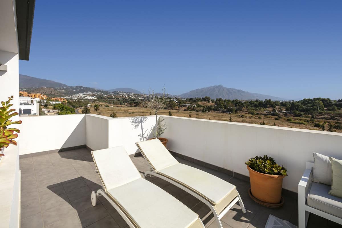 Elegant tweekamerpenthouse met panoramische uitzichten in Atalaya in Atalaya - foto 16