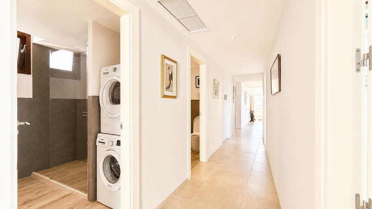 Penthouse met panoramisch zeezicht in Altos de los Monteros, Marbella in Altos de los Monteros - foto 10