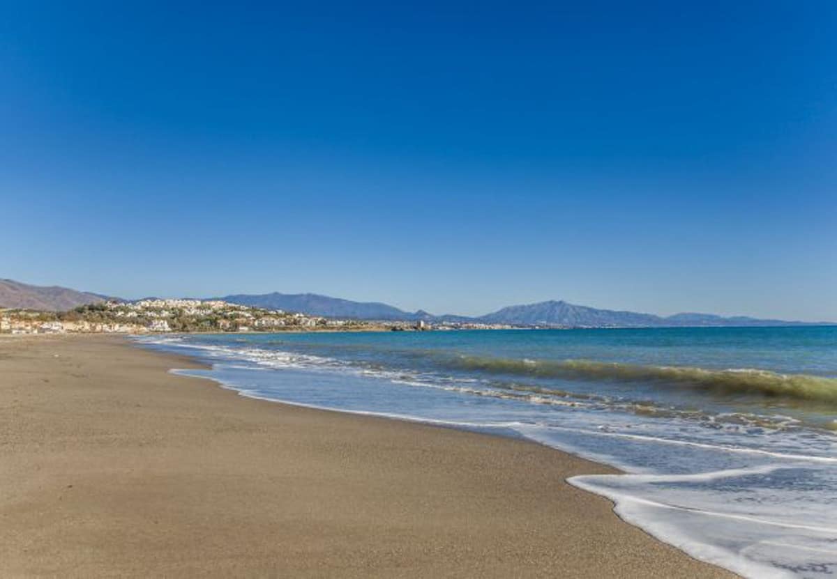 Fantastisch 1-slaapkamer penthouse aan het strand in San Luis de Sabinillas in San Luis de Sabinillas - foto 13