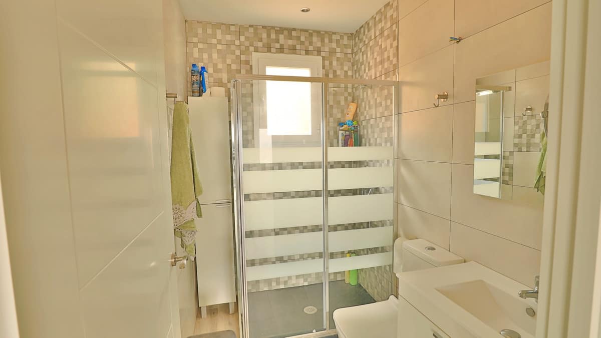 Woning met 2 slaapkamers in Alfarnatejo in Alfarnatejo - foto 11