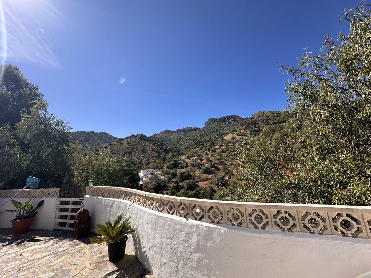 6 bedroom House in Comares in Comares - foto 3
