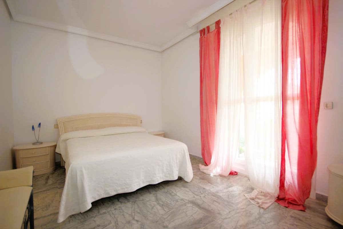 Drie-slaapkamer townhouse aan Bahía de Marbella in Bahía de Marbella - foto 19