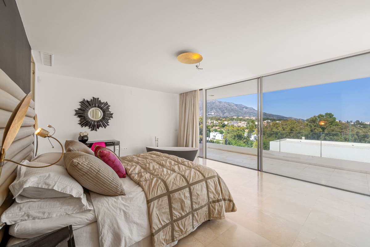 7-slaapkamer villa in Nueva Andalucía in Nueva Andalucía - foto 6