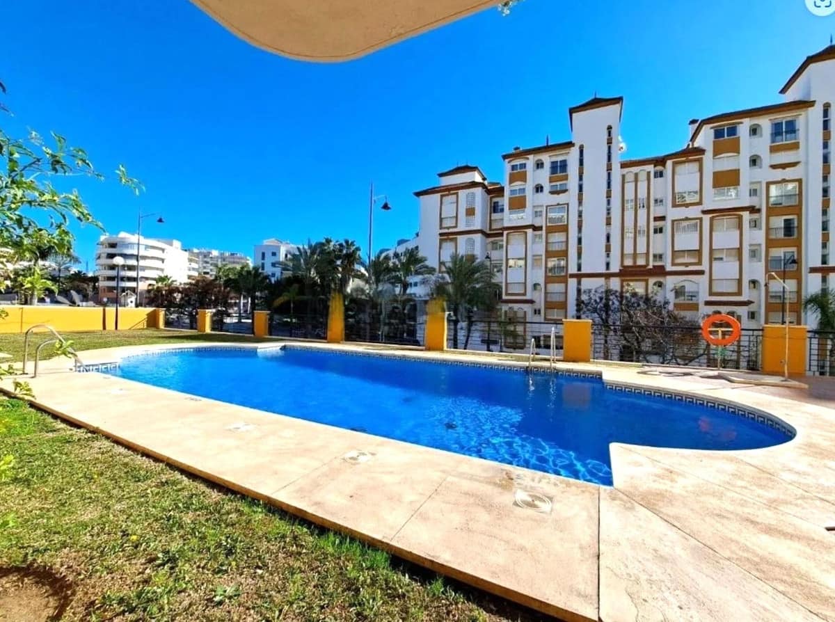 1 bedroom Apartment in Estepona in Estepona - foto 7
