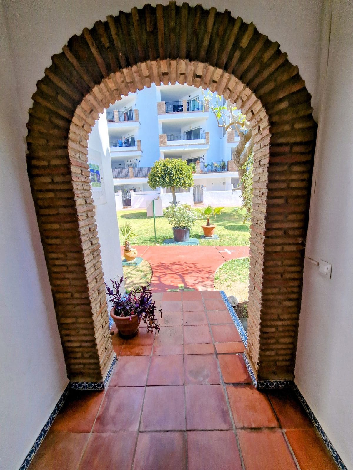 2 bedroom Apartment in Calahonda in Calahonda - foto 13