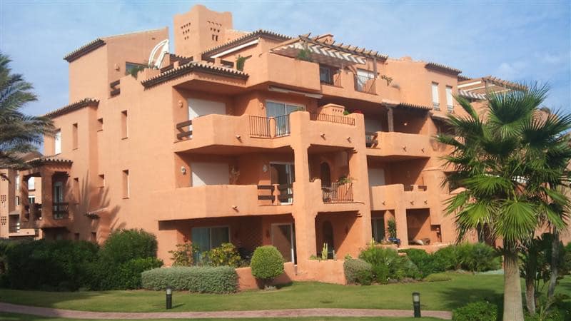 2-slaapkamer appartement direct aan het strand in La Duquesa in La Duquesa - foto 4