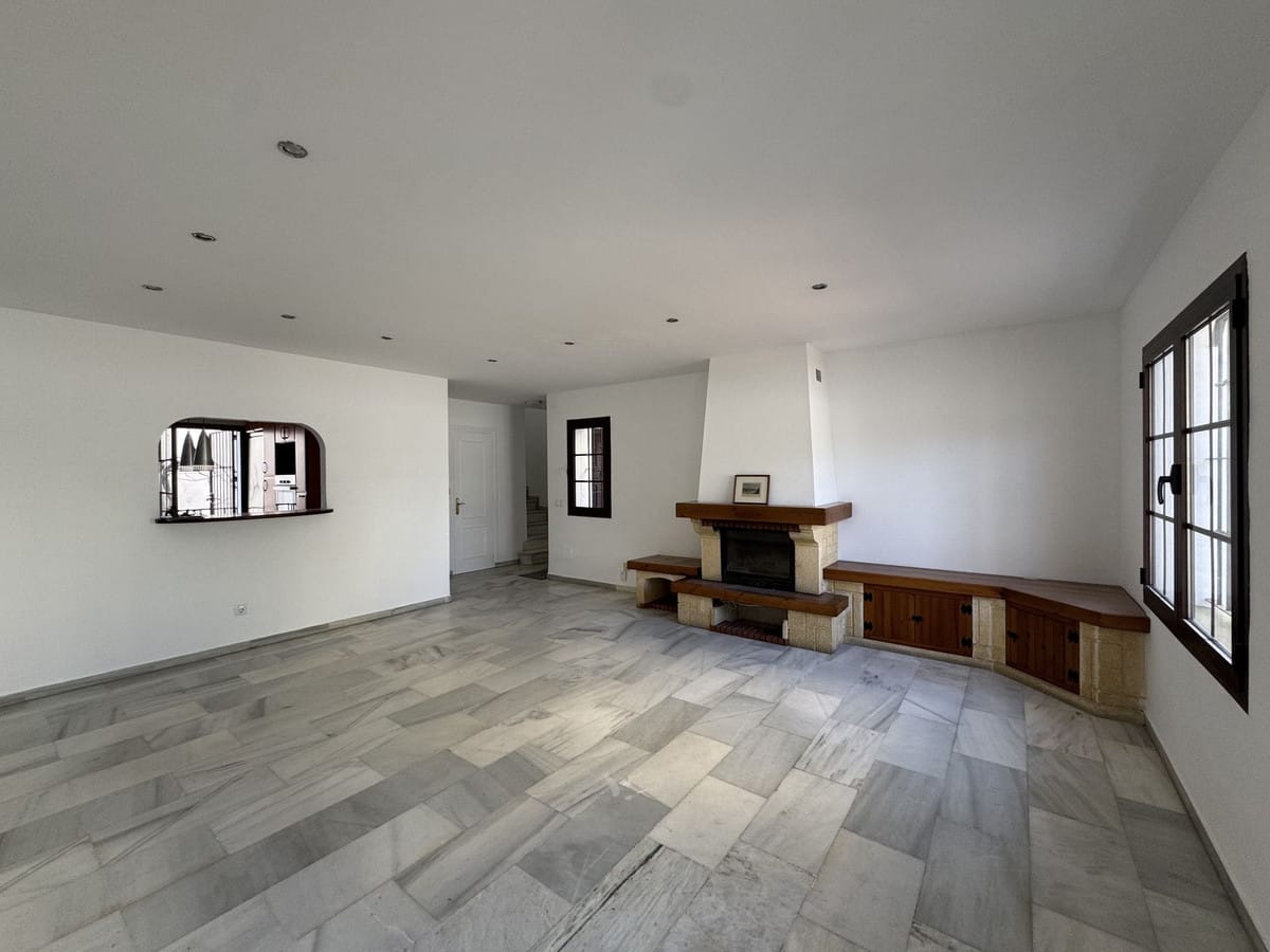 7-slaapkamerwoning in Marbella met gedeeltelijk zeezicht in Marbella - foto 6