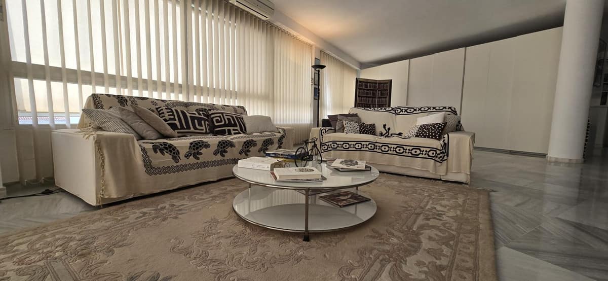 Appartement met 2 slaapkamers in Marbella in Marbella - foto 12