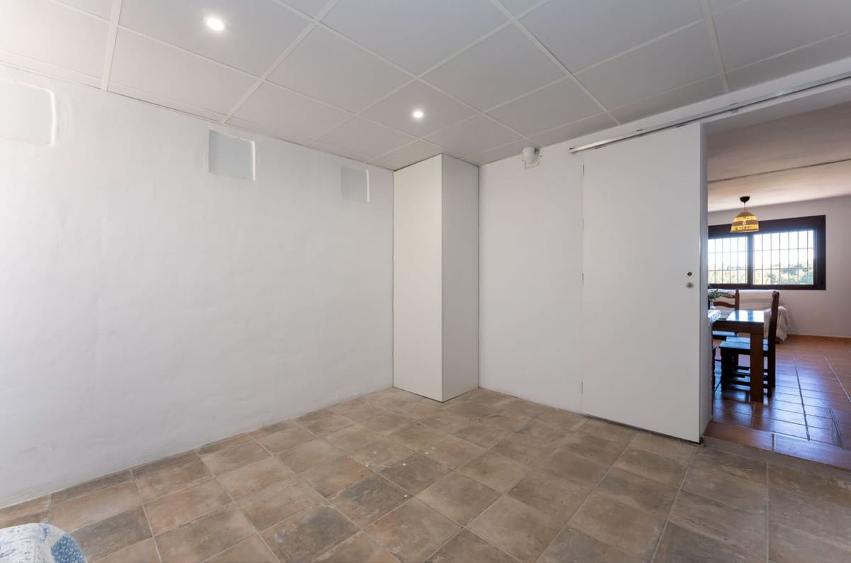 Finca met drie slaapkamers in Coín, Málaga in Coín - foto 12