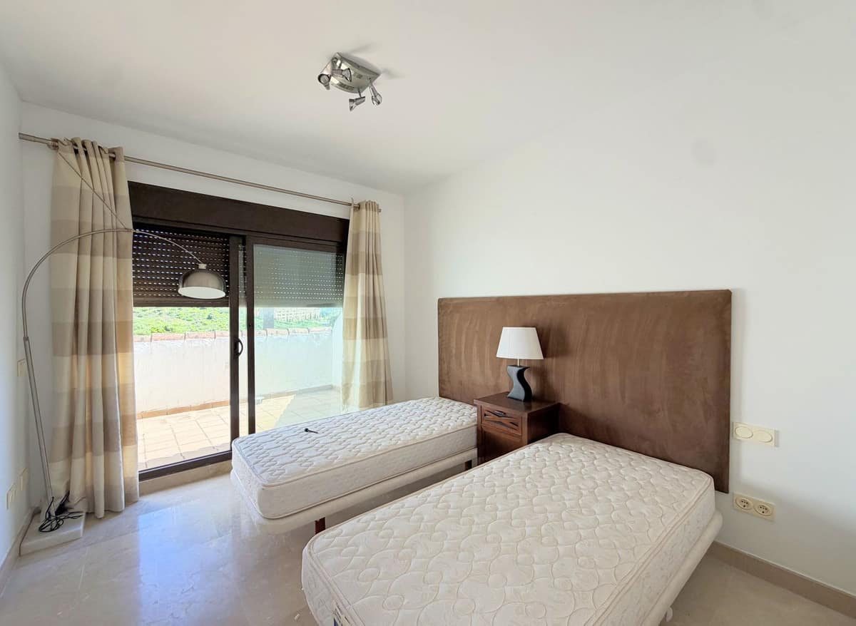 2-slaapkamer penthouse met zeezicht in La Duquesa in La Duquesa - foto 18