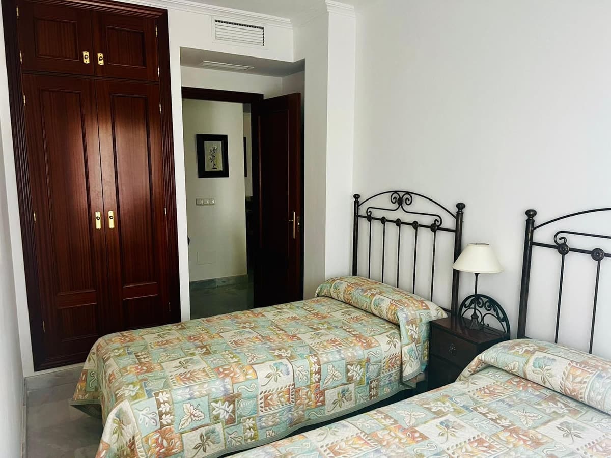 Appartement met 2 slaapkamers in Guaro, Málaga in Guaro - foto 9