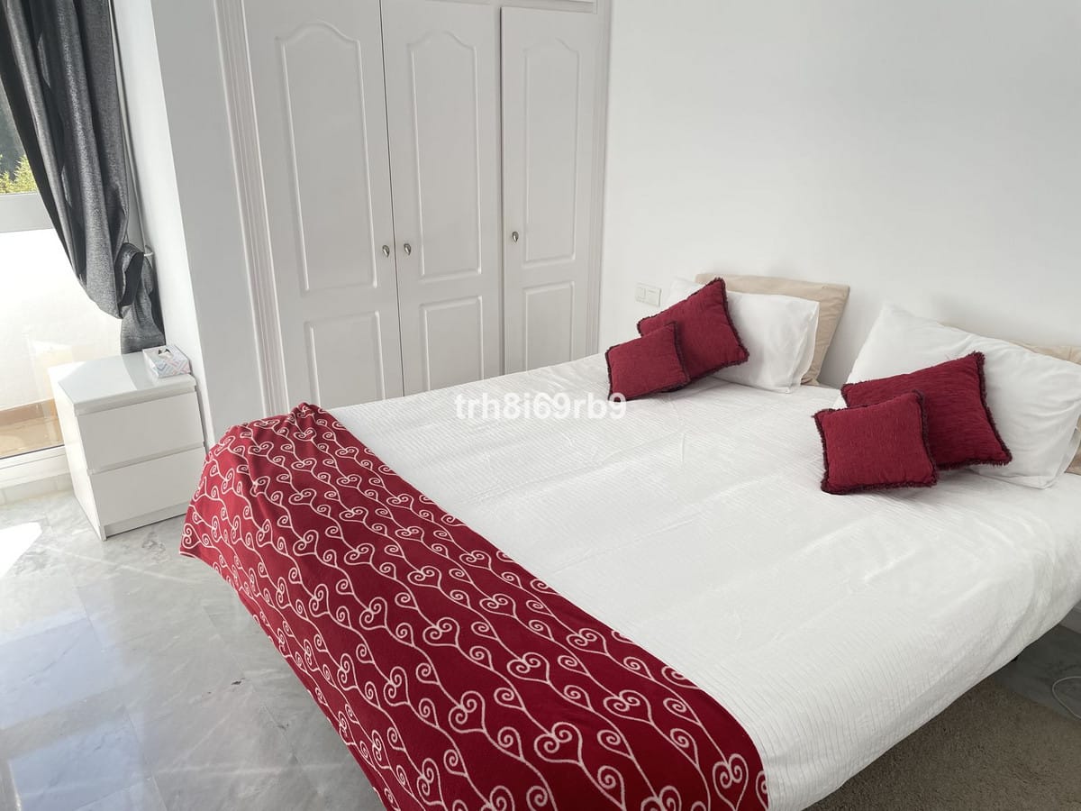 Drie-slaapkamer duplex-penthouse in Estepona - foto 7