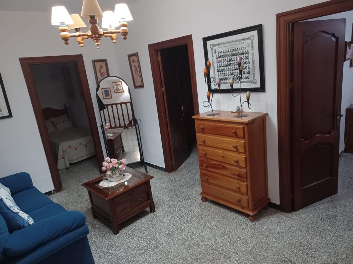 4-slaapkamer stadswoning in San Martín de Tesorillo - foto 2