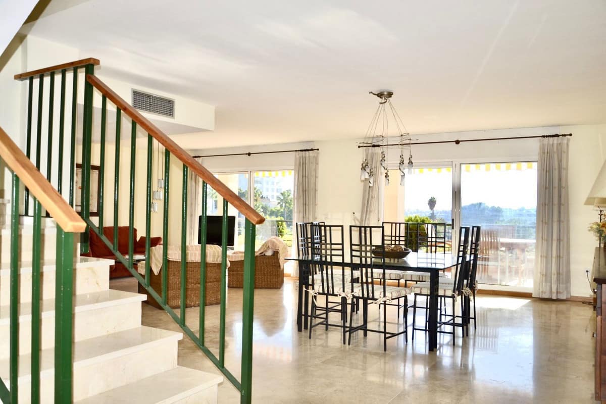 Exclusieve duplex penthouse met 4 slaapkamers aan de golflijn – Guadalmina Alta in Guadalmina Alta - foto 7