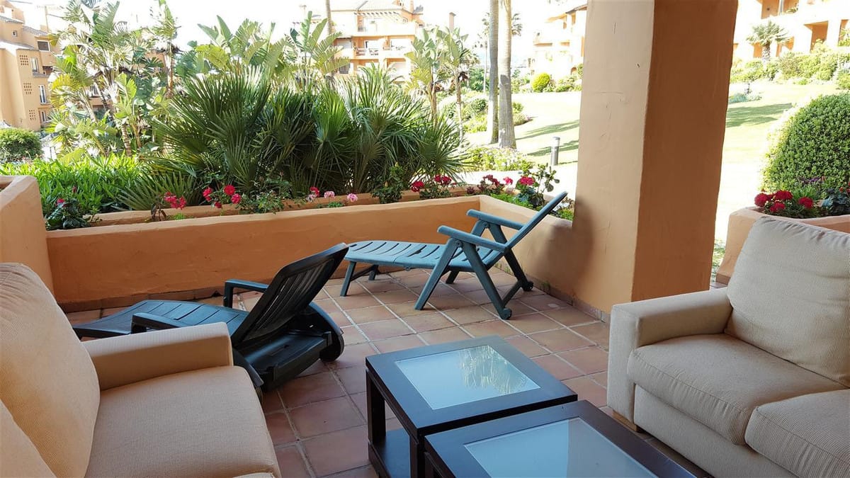 2-slaapkamer appartement direct aan het strand in La Duquesa in La Duquesa - foto 3